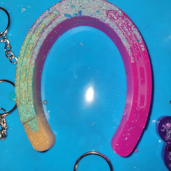 Colorful RESIN - Picture 11 of 11